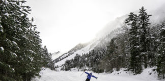 Piste du lac de Gaube, Cauterets, le dimanche le 24 novembre.