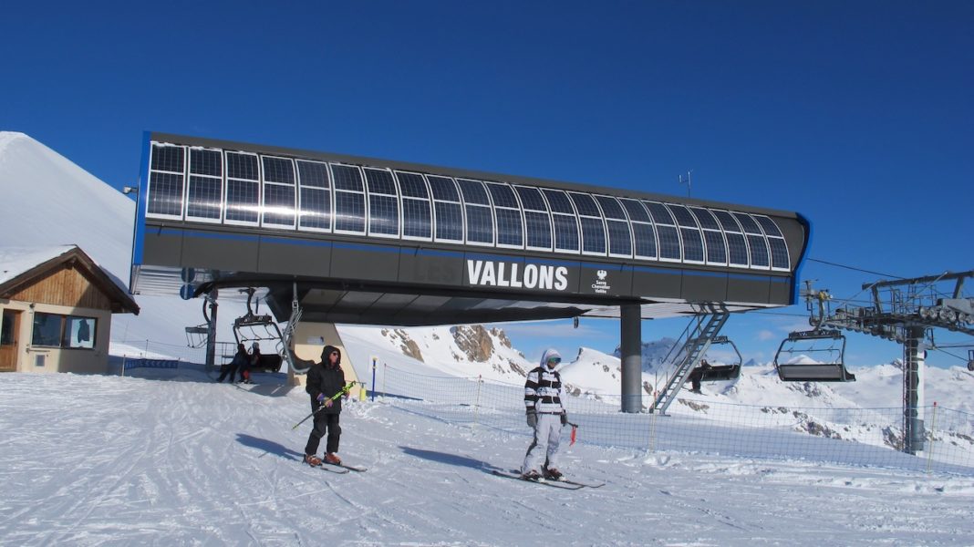 TELESIEGE-BMF-PANNEAUX-SOLAIRES-SUNWIND-