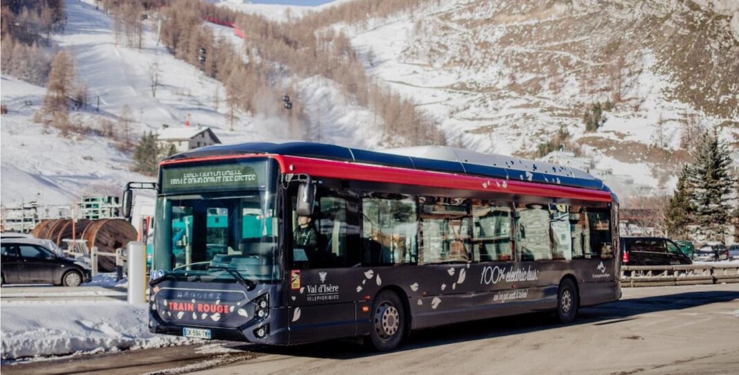 BUS CDA STVI Copyright Anna Cantu