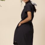FJALLRAVEN-X-SPECIALIZED-DRESS-BLACK-ACTIONS-PIC
